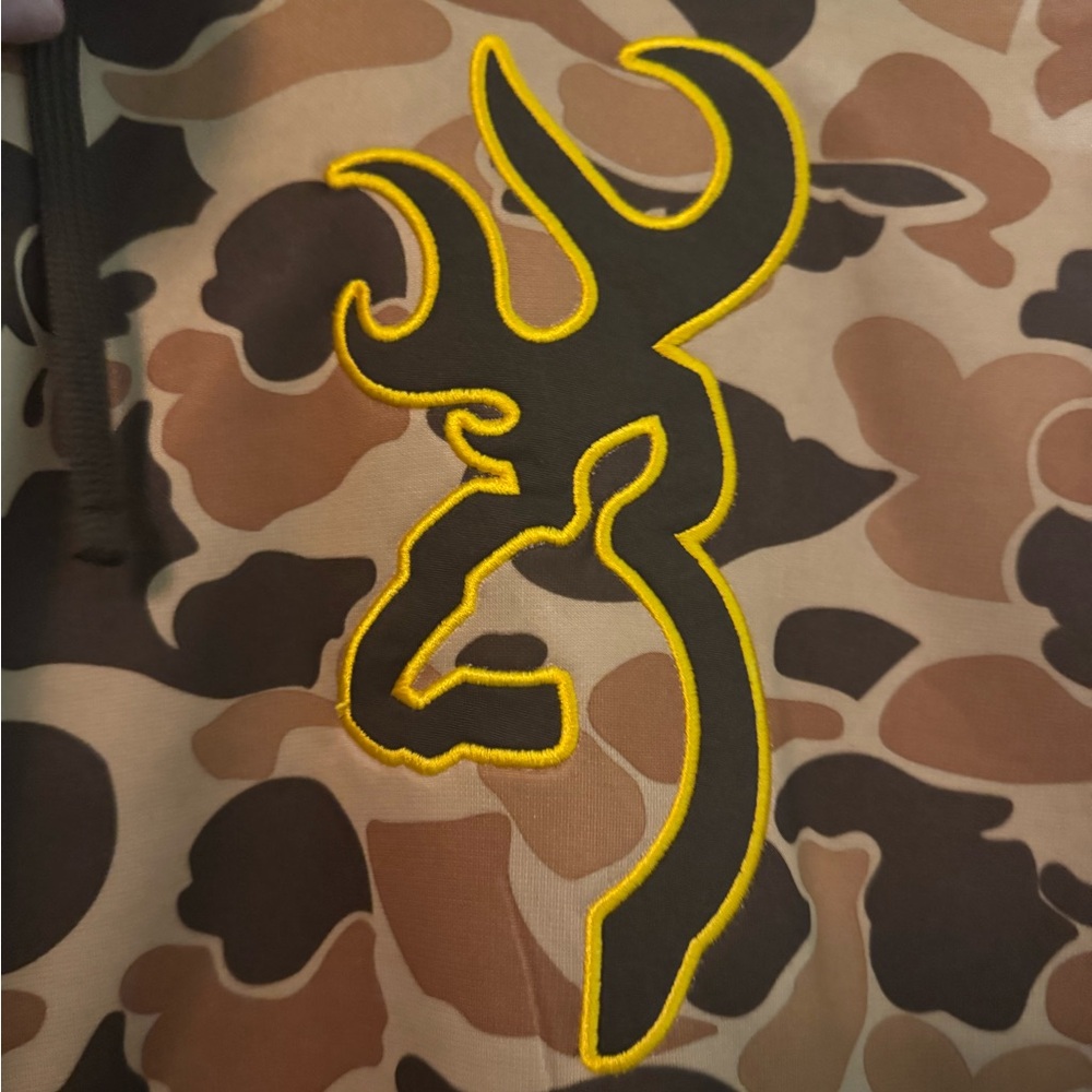 Browning Camouflage Hoodie with Yellow Logo - Picture 2 of 4